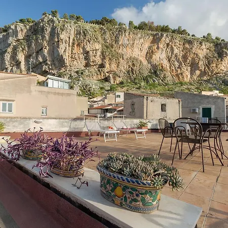 Apartment Palazzo Maria Cefalù
